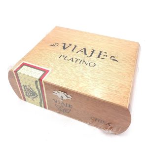 Viaje Platino Chiva Robusto