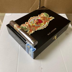 My father Flor de las Antillas San Andres TAA 2025 Toro