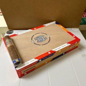 Ozgener Family Cigar Bosphorus B55