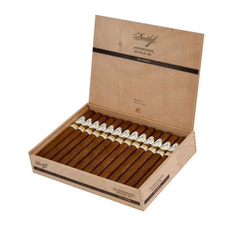 Davidoff 702 Series Aniversario Double R Churchill