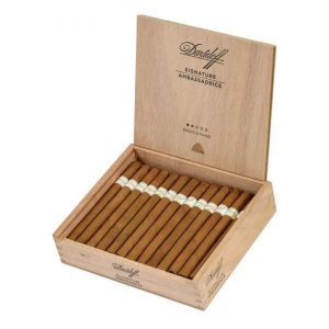 Davidoff Signature Series Ambassadrice Cigarillo