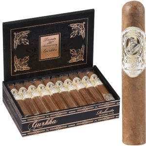 Gurkha Treinta Robusto