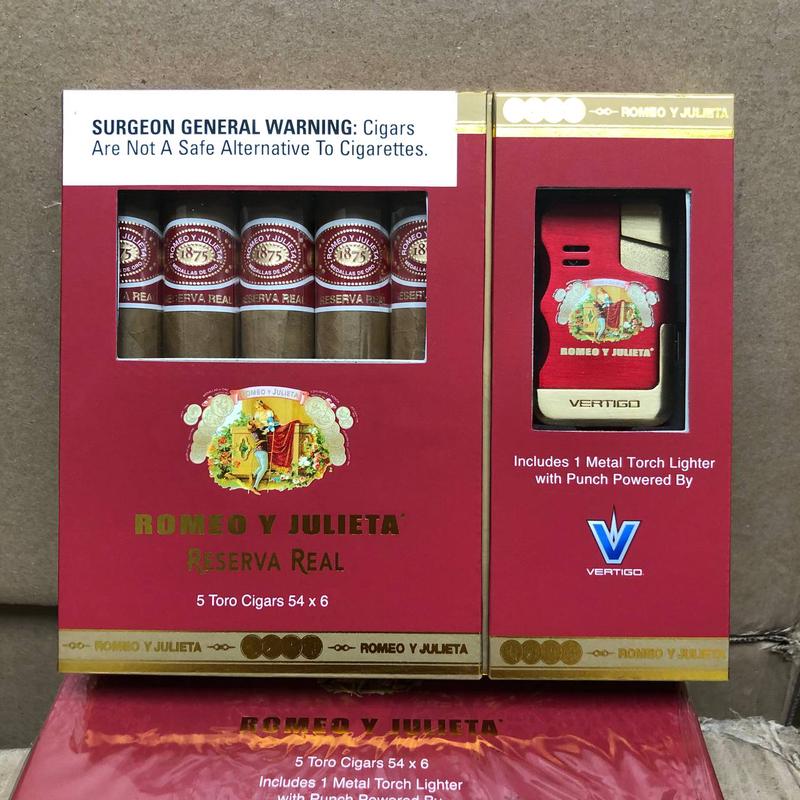 Romeo Y Julieta Reserva Real Toro & Lighter Gift pack