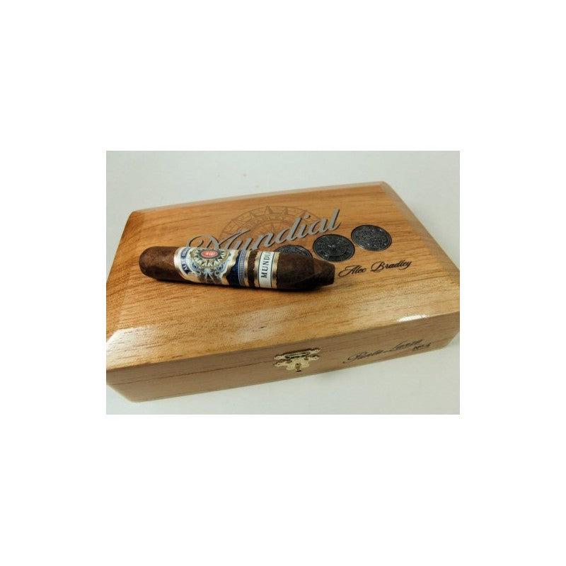 Alec Bradley - Mundial Punta Lanza No.4 (Box of 10)