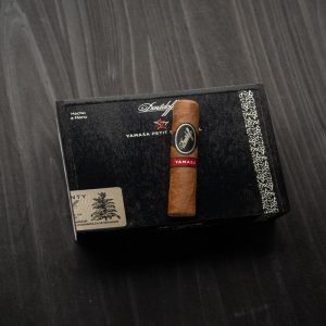 Davidoff Yamas Petit Churchill