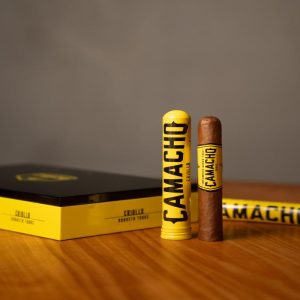 Camacho Criollo Robusto (Tubos)