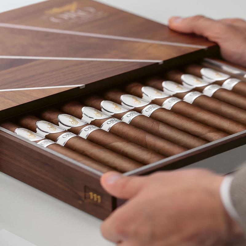 Davidoff Oro Blanco Special Reserve 111 Years