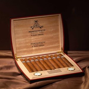 Montecristo Double Edmundo Travel Humidor (2020 Vintage)