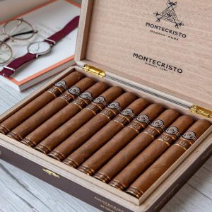 Montecristo Lnea 1935 Series Leyenda