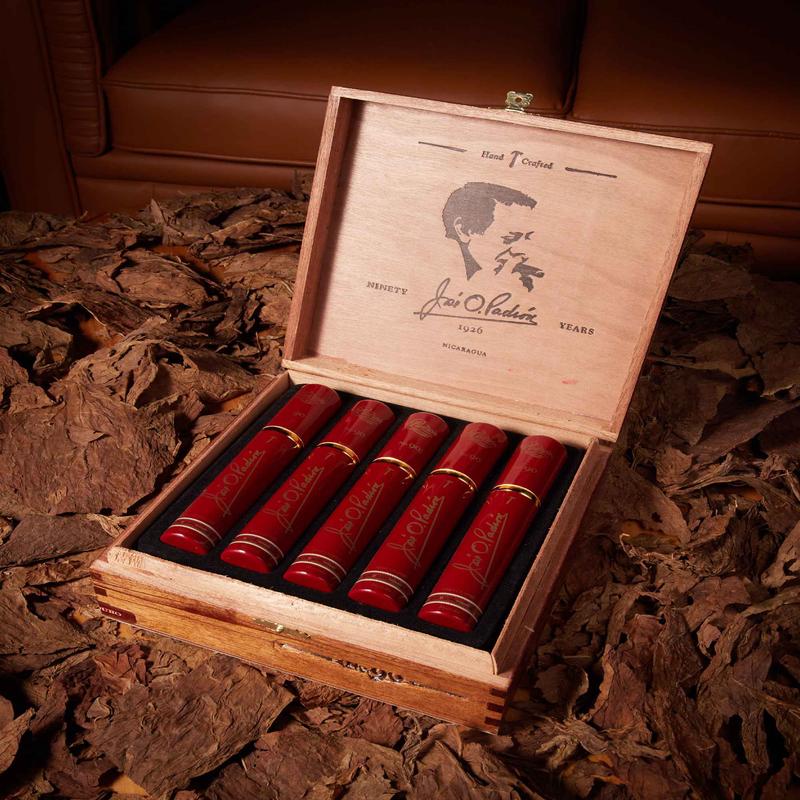 Padrn 1926 No. 90 Maduro (Tubos)