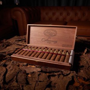 Padrn 1964 Anniversary Belicoso Natural