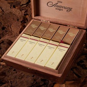 Padrn 1964 Anniversary Soberano Maduro (Tubos)
