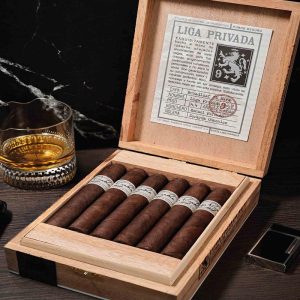 Drew Estate Liga Privada No. 9 Robusto