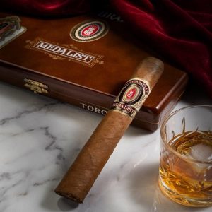 Alec Bradley Medalist Toro