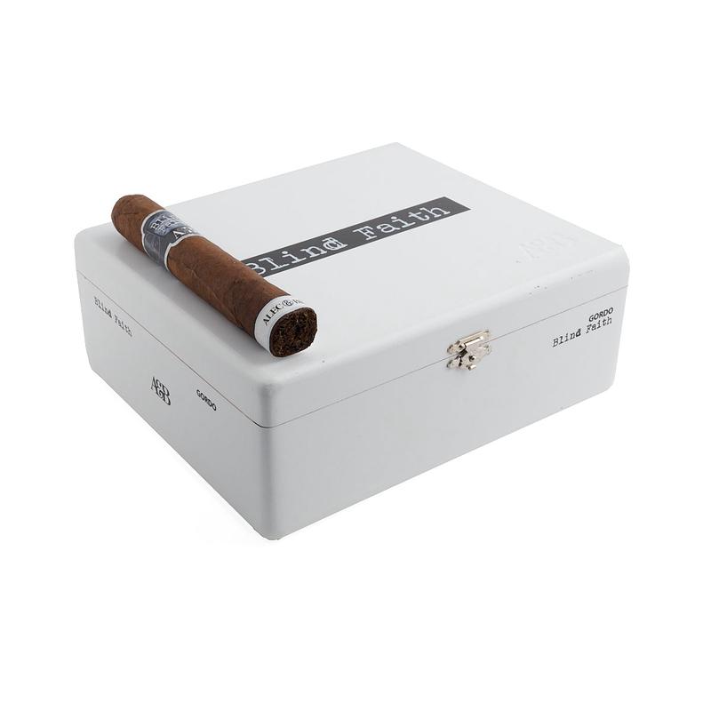 Alec Bradley Blind Faith Gordo
