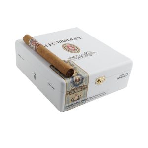 Alec Bradley Connecticut Churchill