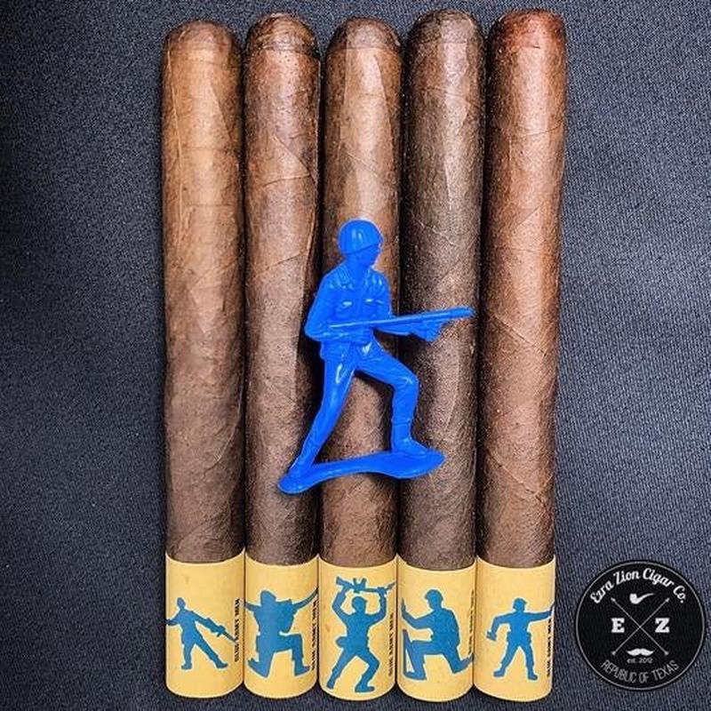 Ezra Zion Blue Army Men XL Toro