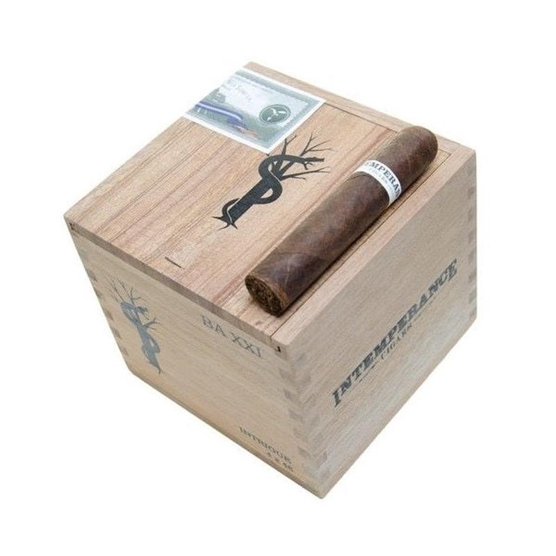RoMa Craft Intemperance BA XXI Intrigue Petito Corona