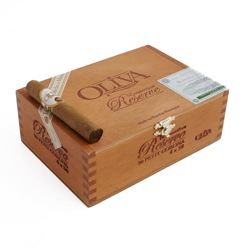 Oliva Connecticut Reserve Petit Corona